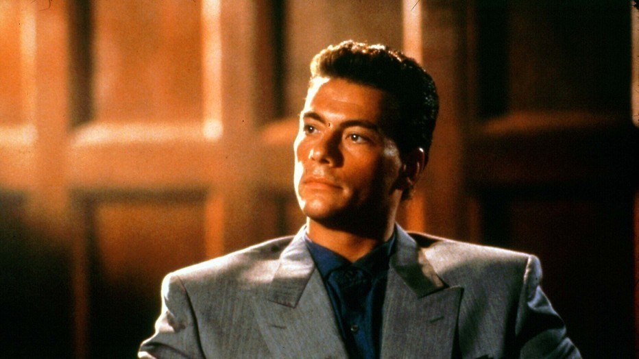 Jean-Claude Van Damme als Louis Burke in Death Warrant Jean-Claude Van Damme als Louis Burke in Death Warrant