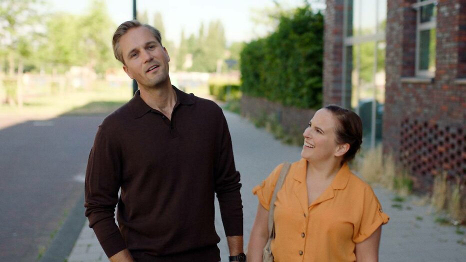 Lykele Muus (Bart) en Leonoor Koster (Lot) in Dertigers.