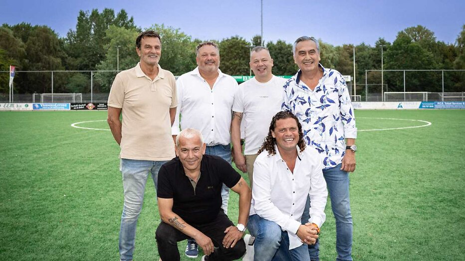 De Voetbaltrainer - trainers De Voetbaltrainer - trainers
