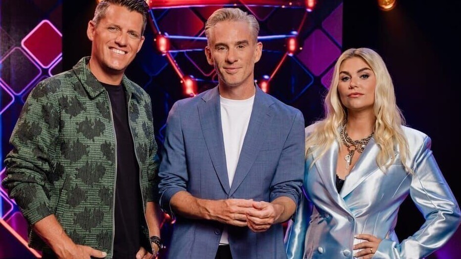 Kees Tol, Art Rooijakkers en Roxeanne Hazes voor DNA Singers