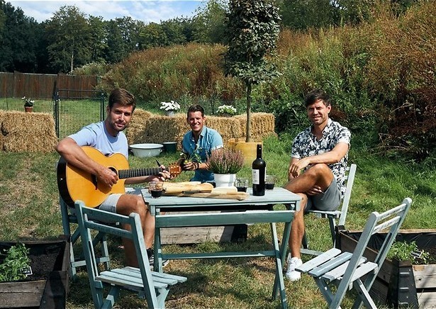 Claudia op de camping