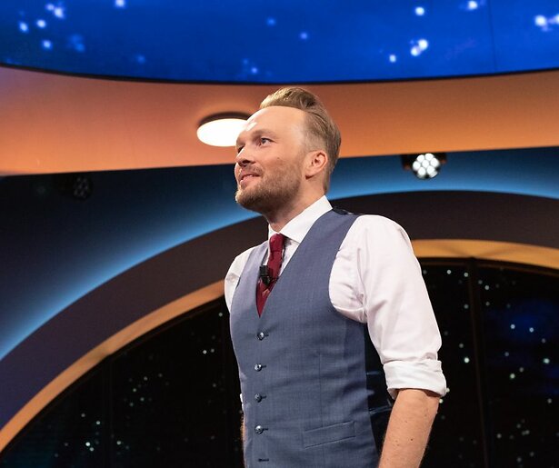 De vele petten van Arjen Lubach: van hitzanger tot bedenker van Moltalk