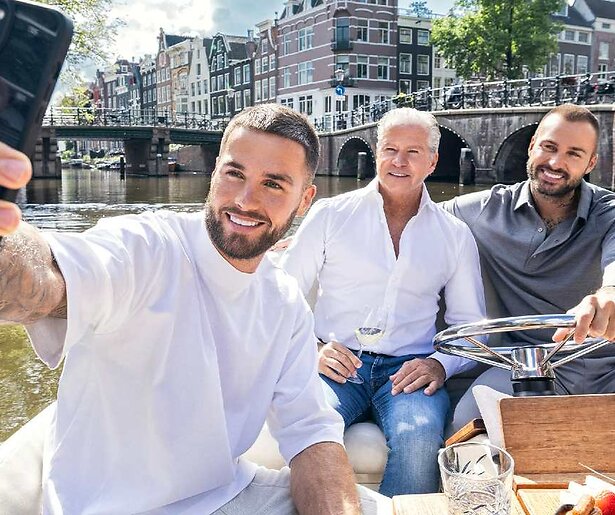 Zien: de eerste beelden van De Roelvinkjes