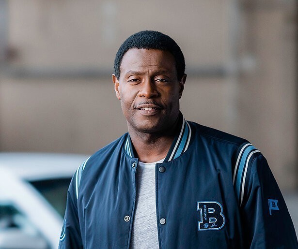 John Williams is terug met De Slechtste Chauffeur van Nederland