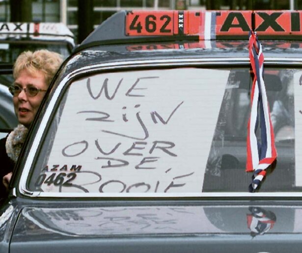 Documentaireserie over de heftige taxioorlog van 2000 binnenkort te zien