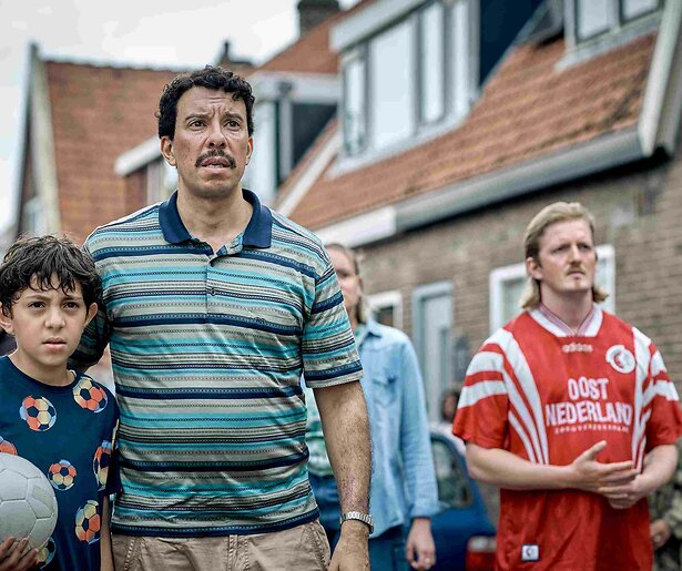 De TV van gisteren: dramaserie De Vuurwerkramp maakt indruk op kijkers 