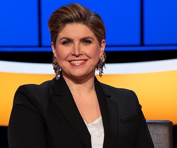 Angela de Jong stopt met haar televisiecolumns: 'Tijd voor iets anders'