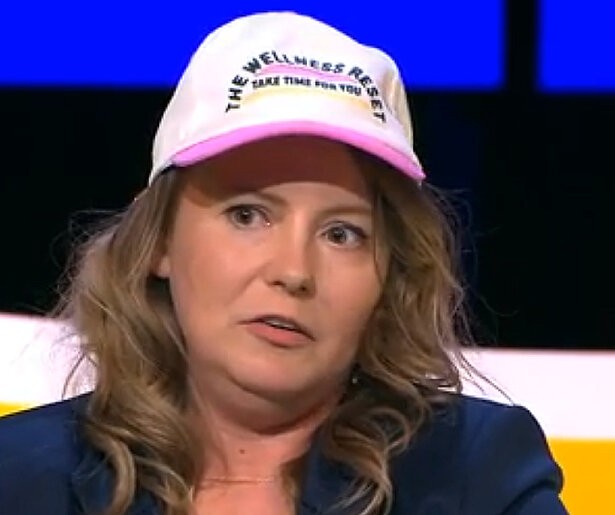 Michèlle Schimscheimer gooit volgens kijkers met de pet naar etiquette De Slimste Mens 