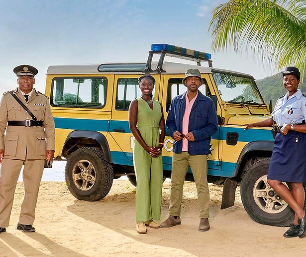 Geniet op eerste kerstdag van de kerstspecial van Death in Paradise bij BBC First