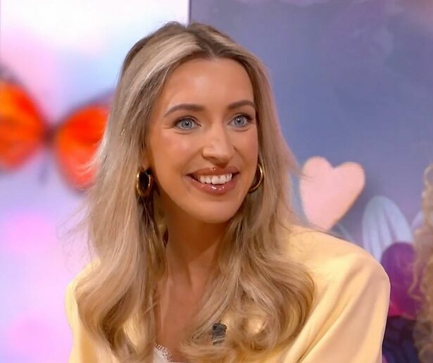 Denise uit de Hanslers is 'Supergelukkig' maar niet iedereen lijkt haar te geloven