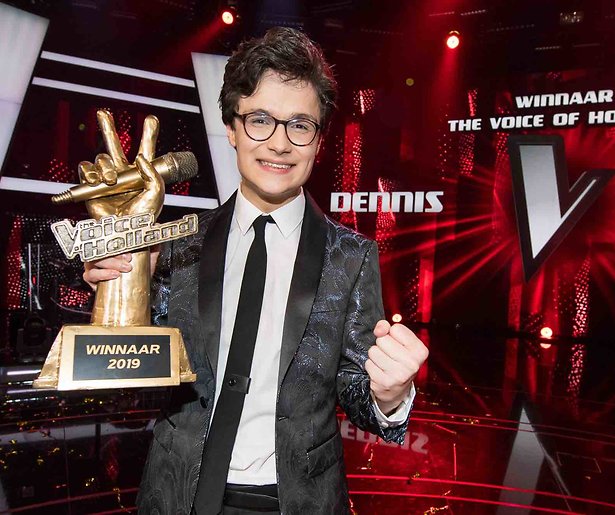 Dennis van The Voice doet theatertour