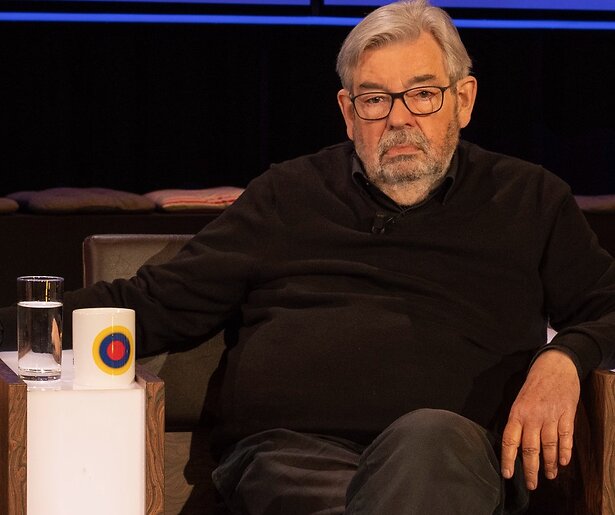 Maarten van Rossem wil tot zijn honderdste door met De Slimste Mens