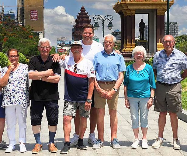 Ted uit De Wereld Rond met 80-jarigen: 'Het hoogtepunt was een technofeest in Zuid-Korea'