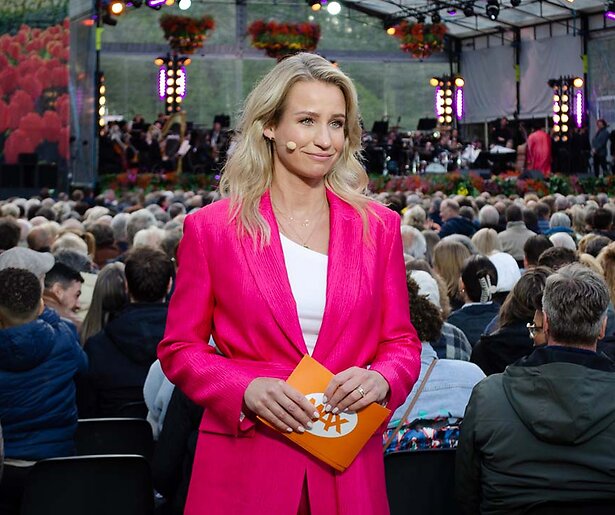 Dionne Stax presenteert MAX Muziekspecial: 75 jaar Keukenhof