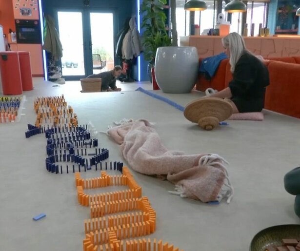 Kijkers Big Brother hebben heimwee naar Domino Day door spannende opdracht in liveshow
