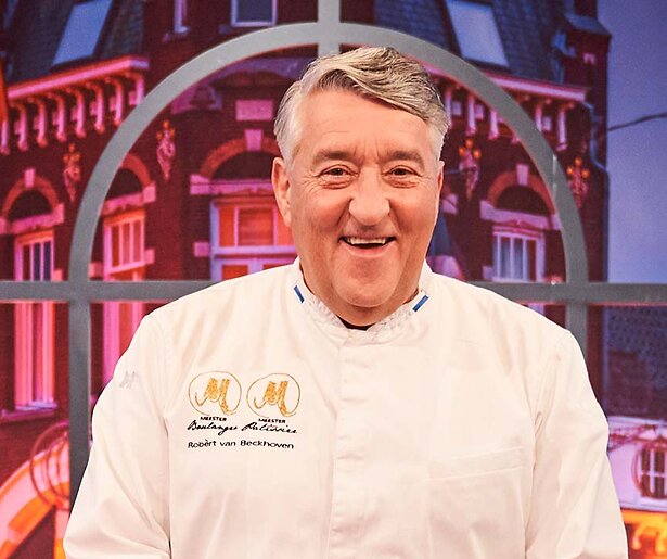 Een nieuw seizoen Doorbakken met bakkende BN'ers op NPO Start