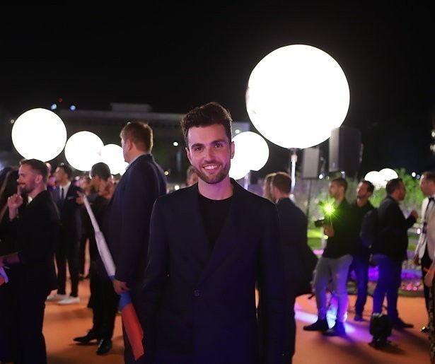 Wat zingt Duncan Laurence eigenlijk in Arcade?