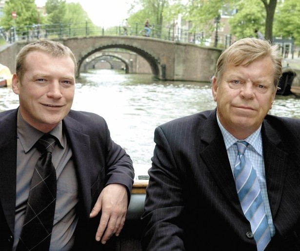 Dalziel and Pascoe brengen een bezoekje aan Amsterdam