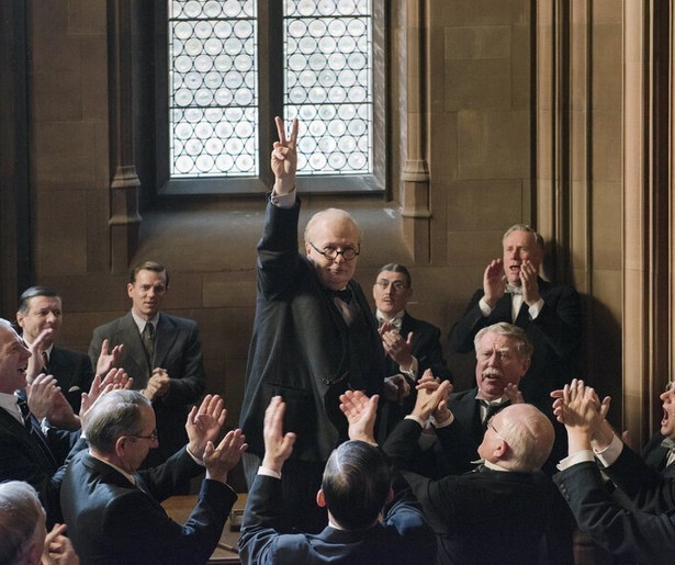 Gary Oldman schittert als Winston Churchill in Darkest Hour