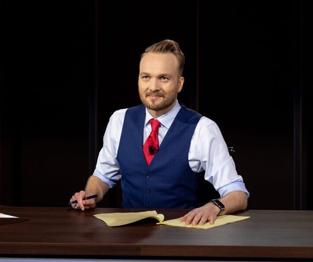 Arjen Lubach begint aan zijn allerlaatste seizoen van De Avondshow met Arjen Lubach