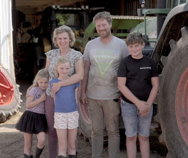 In De Boer Op emigreert de familie Wieggers naar Canada