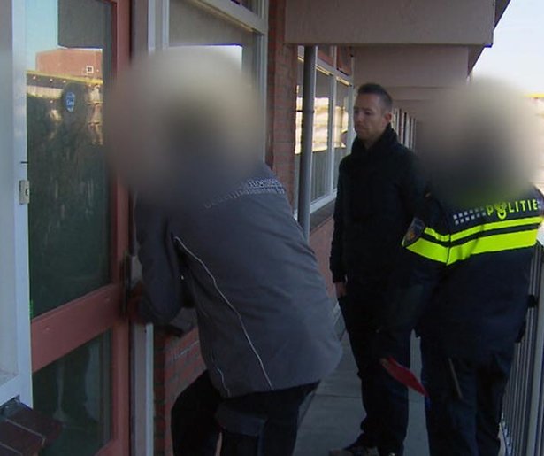 Nieuw seizoen van De deurwaarders: betalen of leeghalen