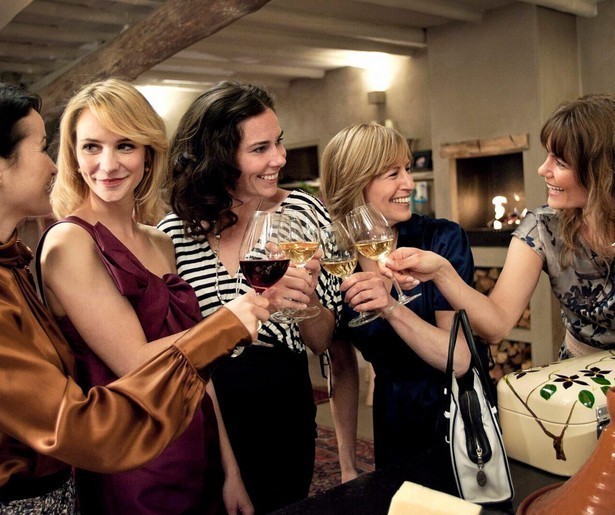 De nieuwe buren van Bracha van Doesburgh zijn nogal bijzonder in De Eetclub