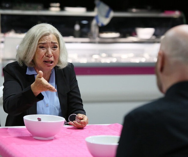 Monument voor zijn moeder