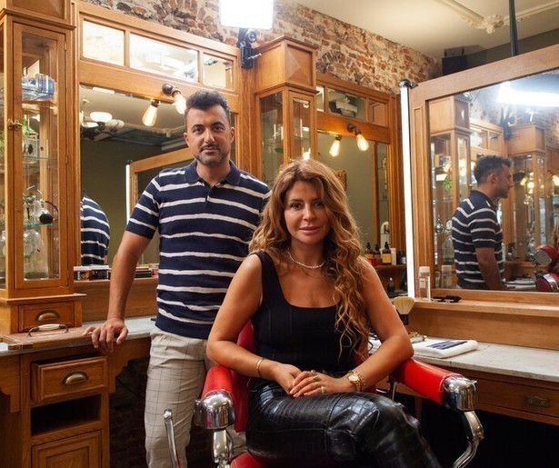 Olcay Gulsen schuift aan in De Geknipte Gast