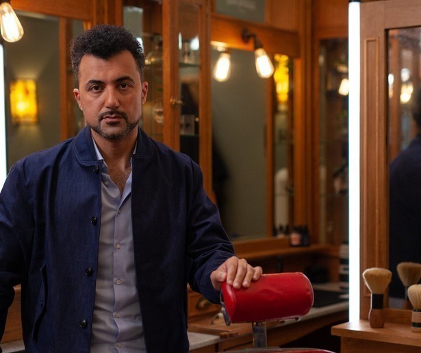 Sanne Vogel schuift aan in De Geknipte Gast