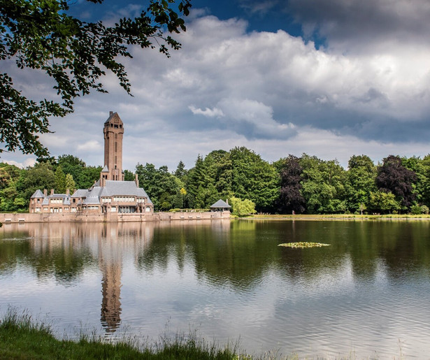 RTL 4 zendt op deze datum de documentaire De Groene Schatkamer van Nederland uit