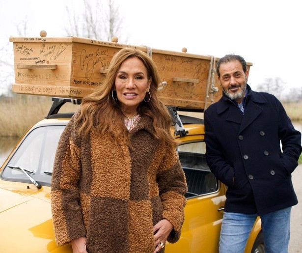 Patty Brard blikt terug op overlijden moeder in De Kist