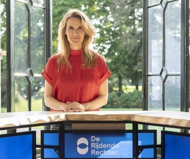 Meneer Schuurman is bang dat een hoge lindeboom op zijn woning terechtkomt