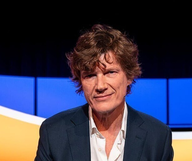 Eric Smit komt het zijn concurrenten weer lastig maken in De Slimste Mens