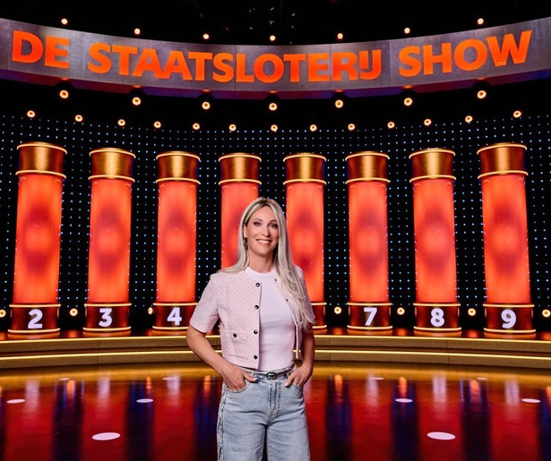 Hélène Hendriks blaast De Staatsloterijshow nieuw leven in op SBS6