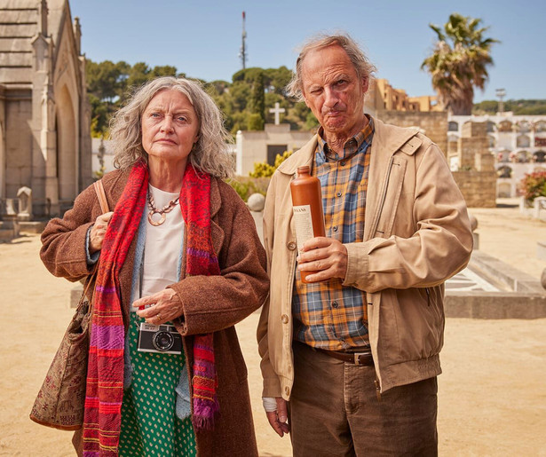 Pensionado's Leny Breederveld en Martin van Waardenberg op avontuur naar Spanje in De Terugreis