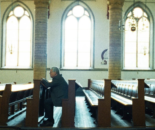 Thomas Acda raakt steeds verder verstrikt in zijn geweten in De Vuurwerkramp
