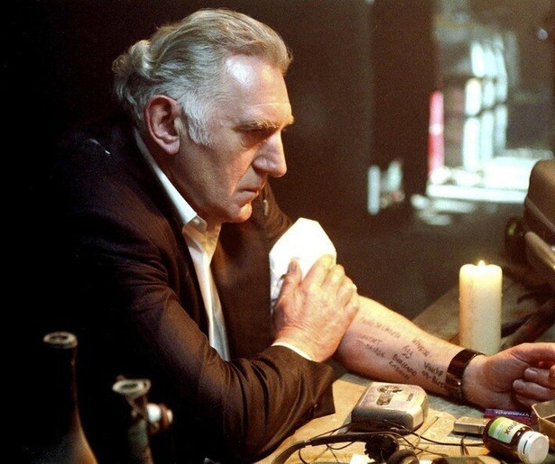 Huurmoordenaar met Alzheimer in De Zaak Alzheimer