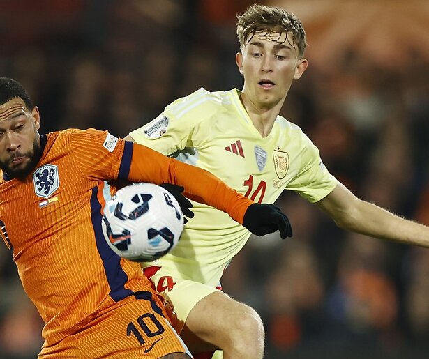 De TV van gisteren: Oranje best bekeken, maar kijkers gaan vooral los over uitjoelende supporters