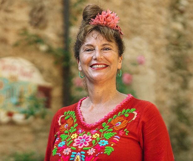 Debbie (B&B Vol Liefde) niet in bikini op televisie