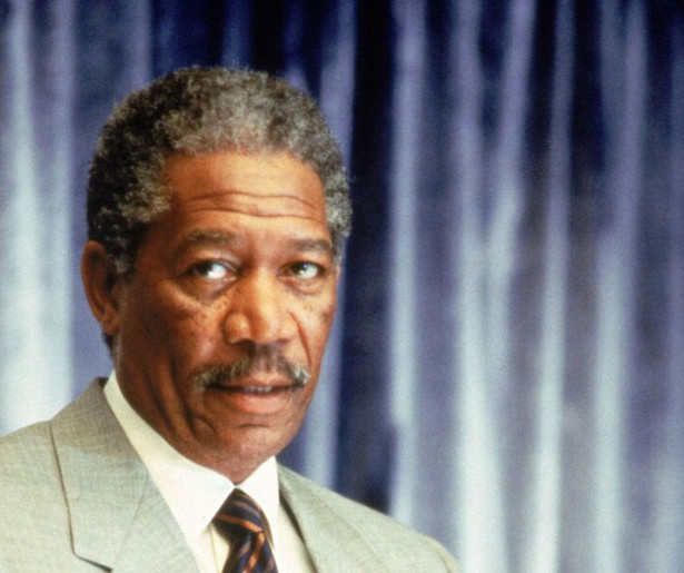 Morgan Freeman wil dat we allemaal ondergronds gaan leven in Deep Impact