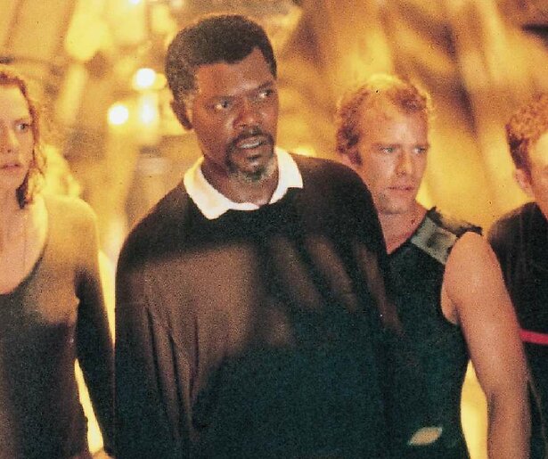 Samuel L. Jackson gaat naar de haaien in spannende thriller Deep Blue Sea