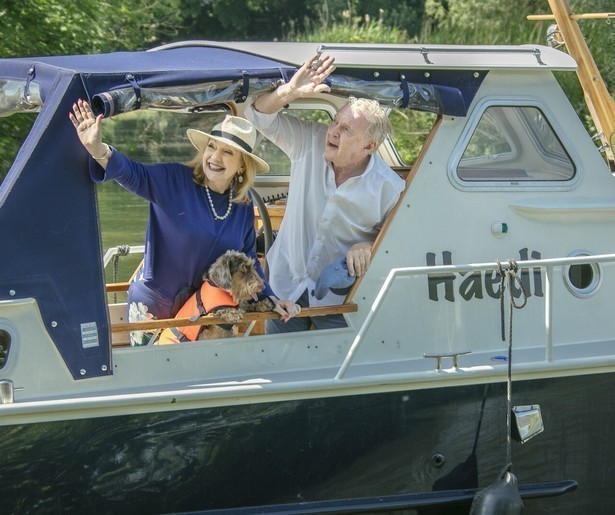Kaas, kaarsen en heksen in Denkend aan Holland