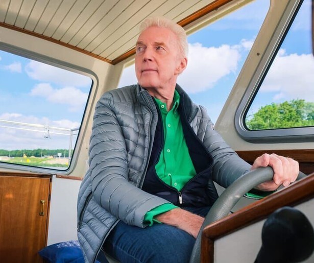 Janny en André ontdekken Amsterdam en omgeving in Denkend aan Holland