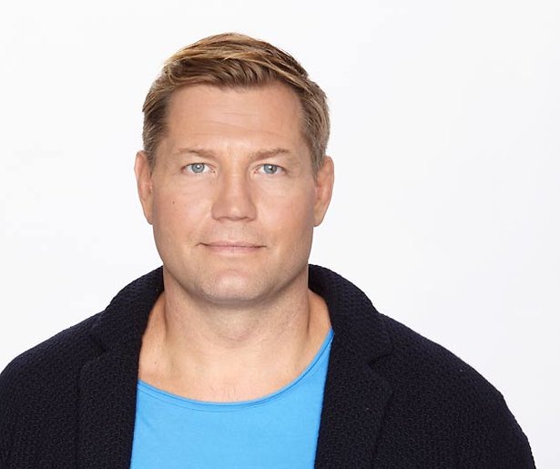 Dennis van der Geest lost problemen op