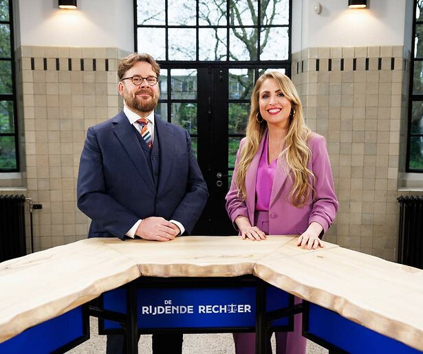 De Rijdende Rechter past Mascha de Rooij als een jas: 'Ik ben wel echt oplossingsgericht'