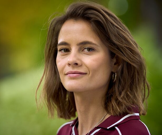 Stefanie van Leersum twijfelt over van alles en nog wat in Dertigers