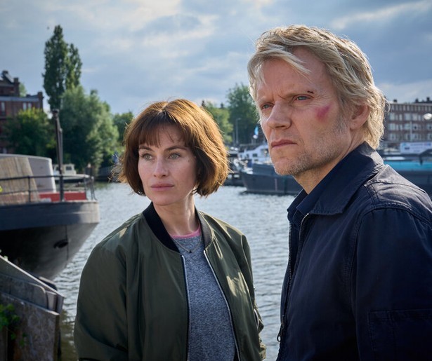 Fatale zuuraanval in slotaflevering Detective Van der Vlak