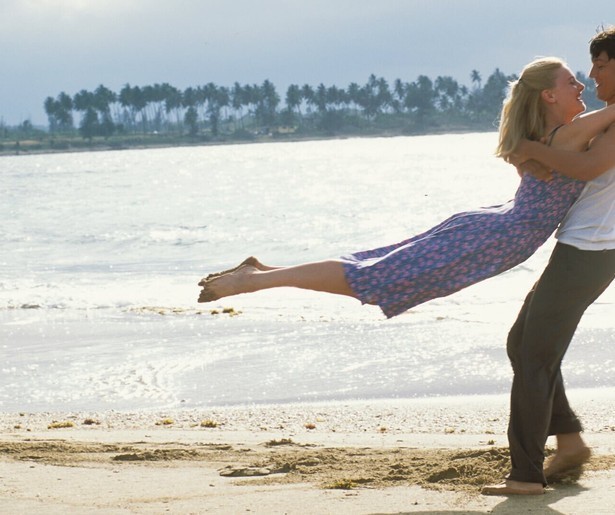 Romola Garai en Diego Luna dansen erop los in romantische film Dirty Dancing: Havana Nights