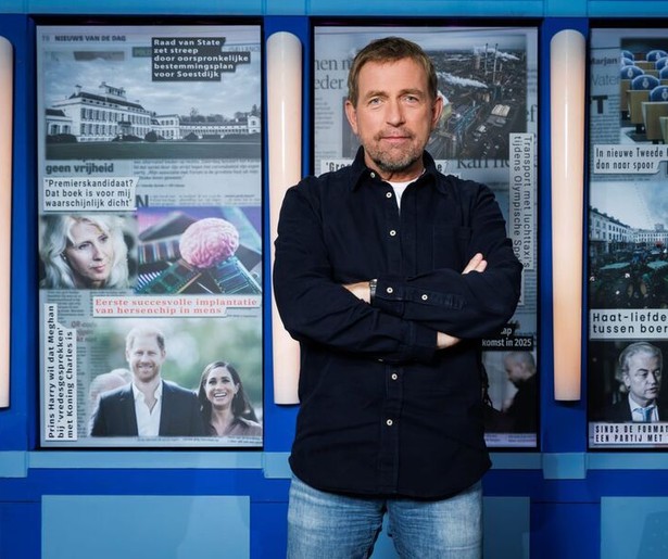 Harm Edens verwelkomt de uitgesproken Chaira Koops in Dit Was het Nieuws